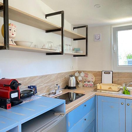 Areti Rooms Hotel Himare Ngoại thất bức ảnh