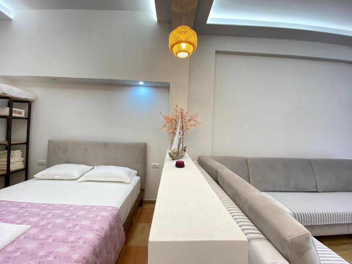 Areti Rooms Hotel Himare Ngoại thất bức ảnh